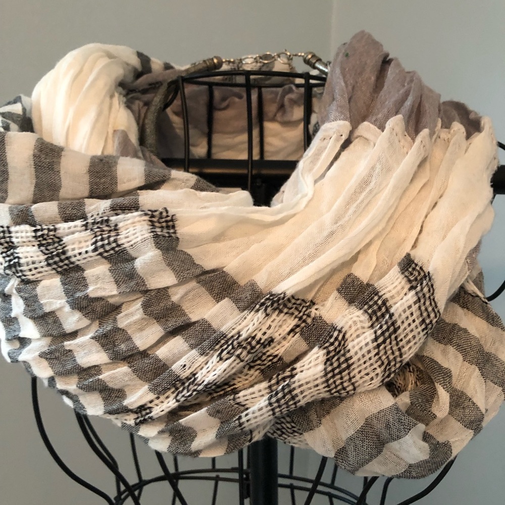 Infinity Scarf - Picture 3 of 3